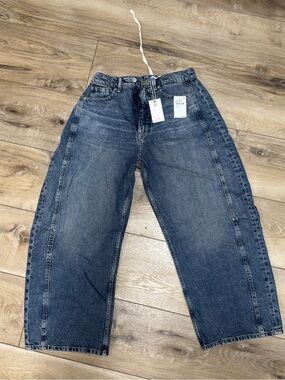 Good American Relaxed Wide-Leg Jeans in Washed Blue
